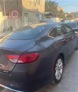 كرايسلر 200